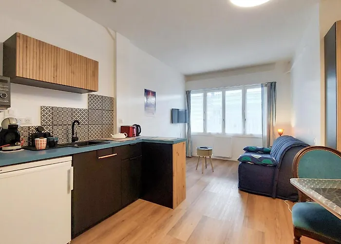 Proche Ρουαγιάν